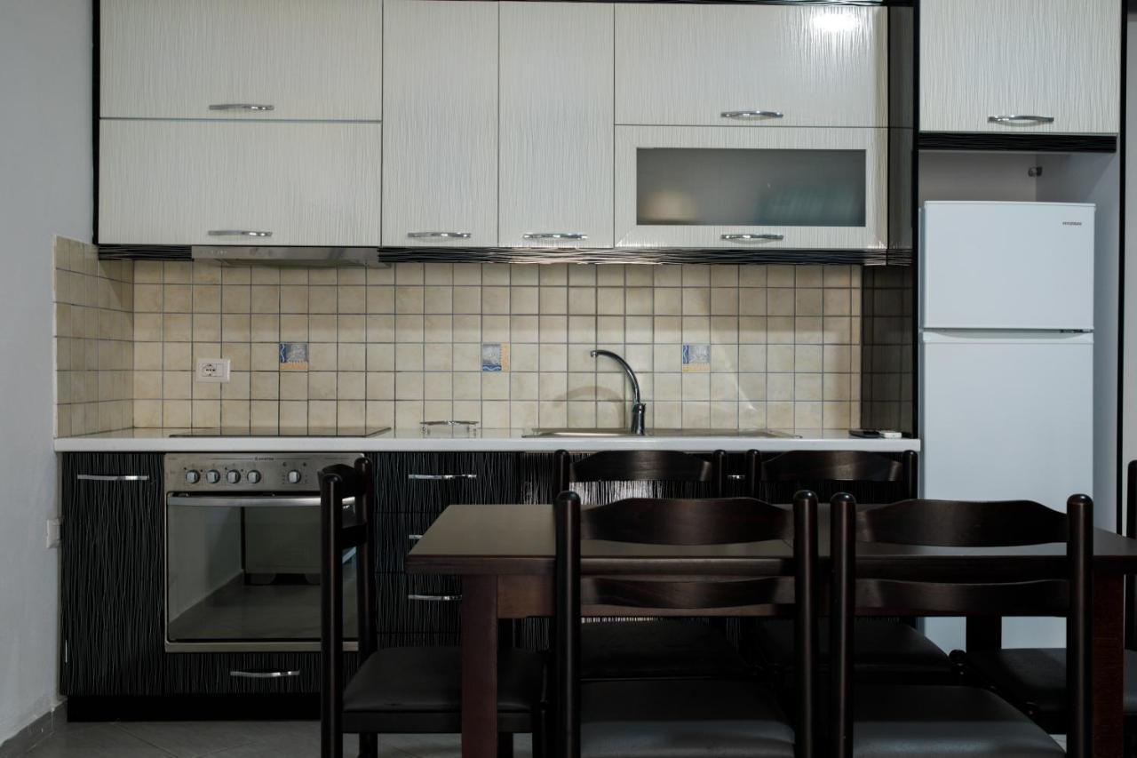 Grand Blue Aparthotel Σαράντα Εξωτερικό φωτογραφία